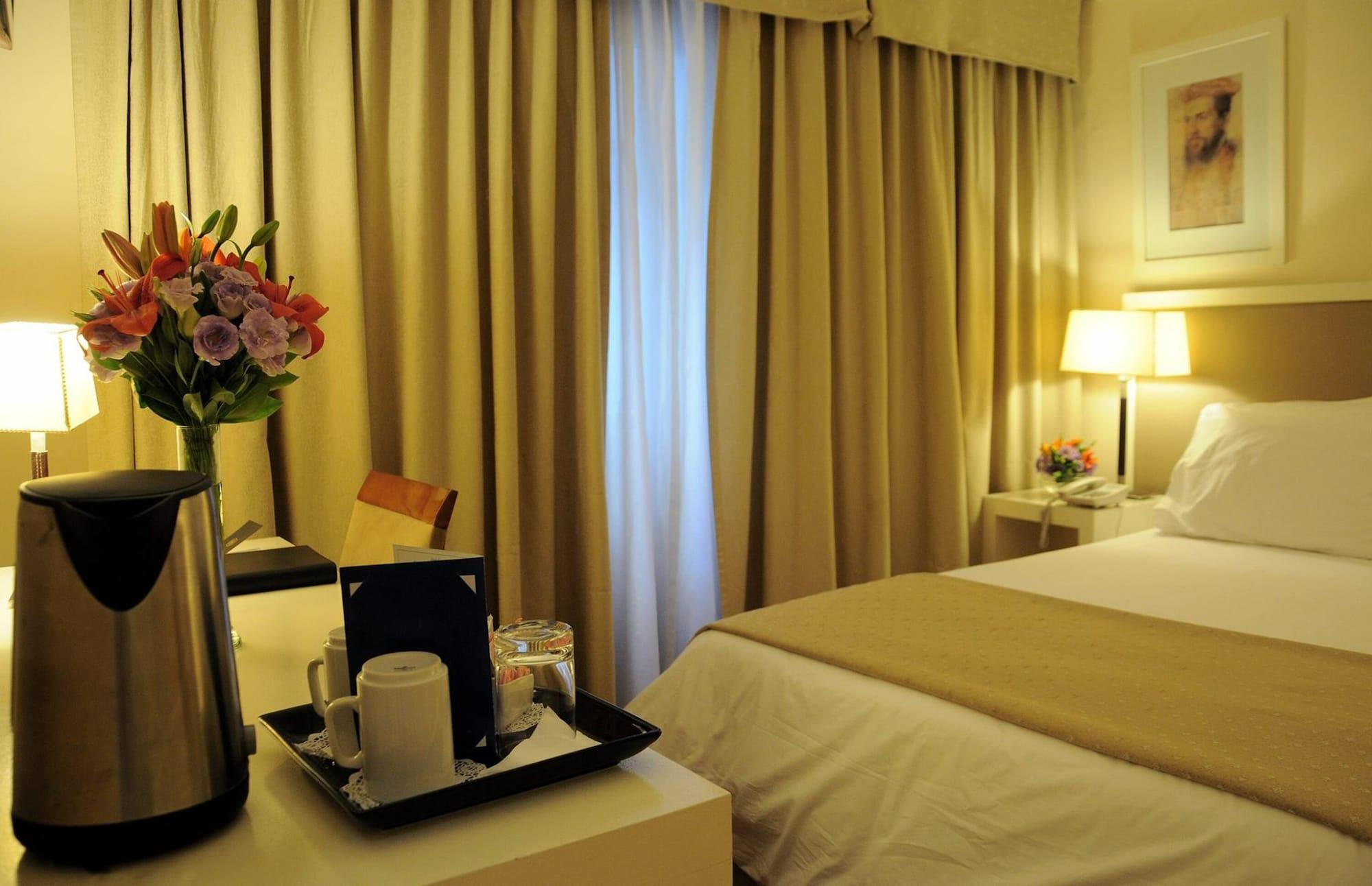 Huentala Hotel メンドーサ エクステリア 写真