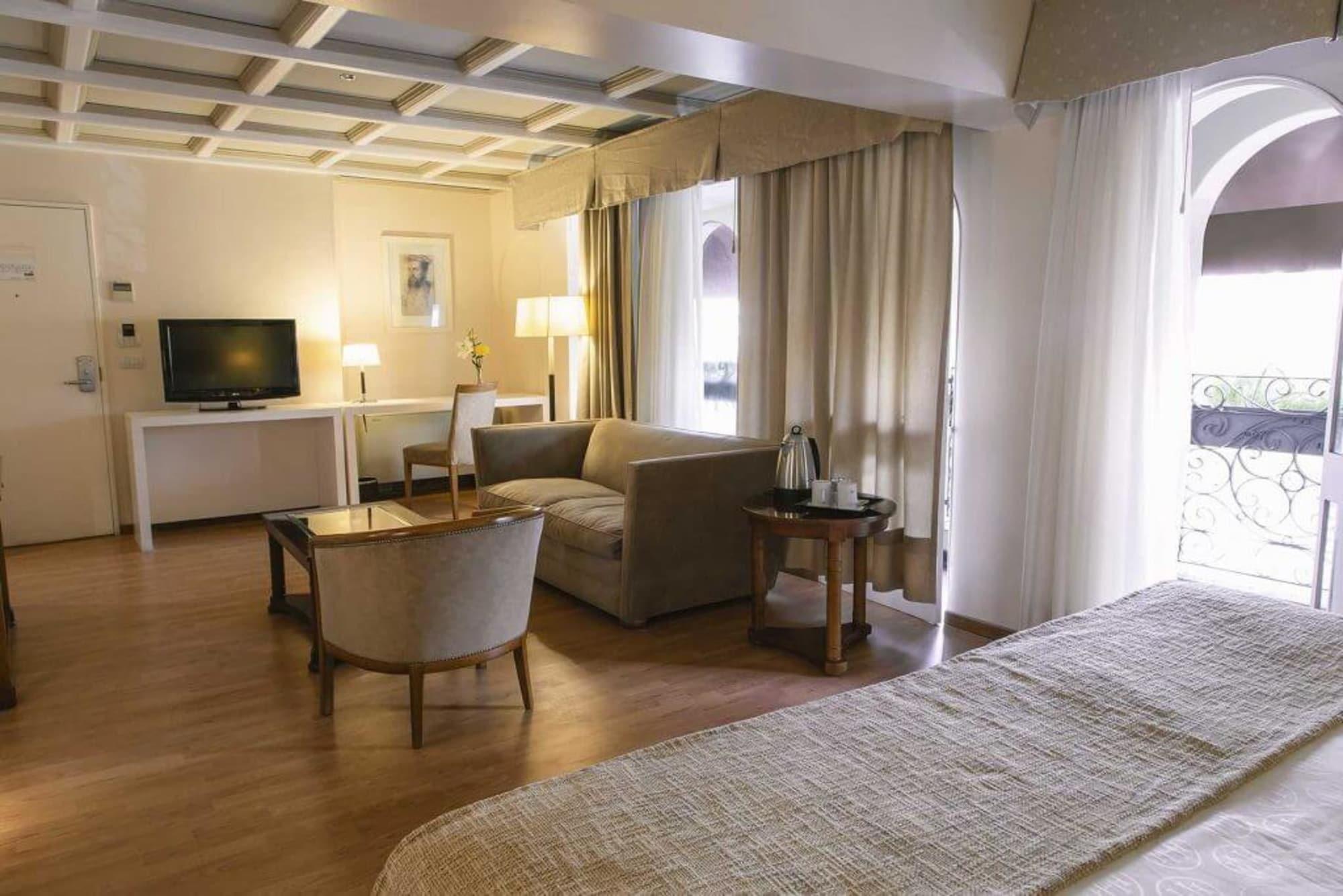 Huentala Hotel メンドーサ エクステリア 写真